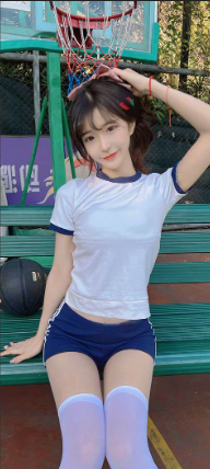 莱万极限运动背景揭秘：国籍与运动生涯